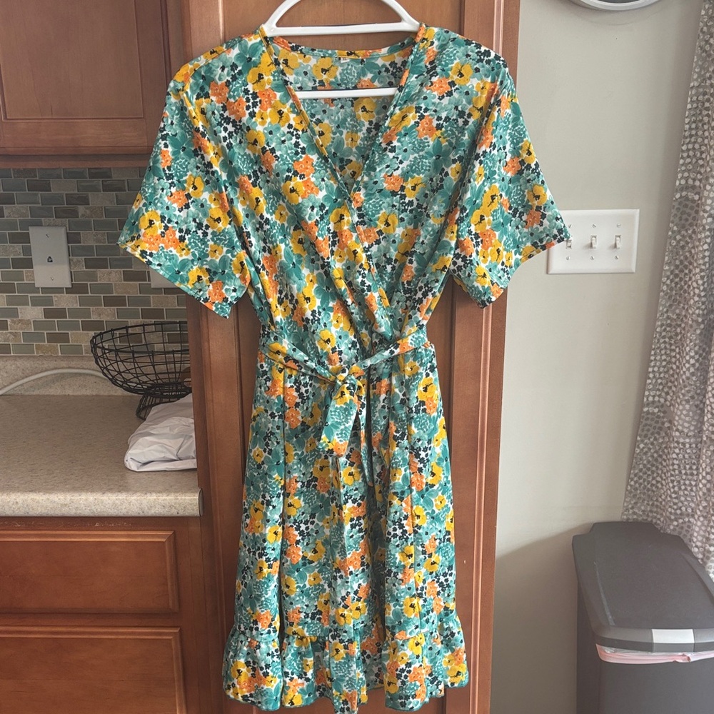 Floral faux Wrap Dress